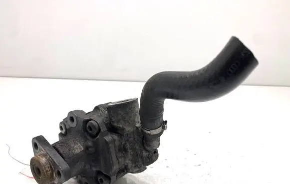 Audi A4 S4 B8 8K Power steering pump 8K0145154B