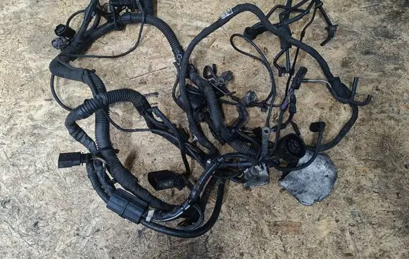 Volkswagen PASSAT B6 Engine installation wiring loom 1J0973837 1241547 039121121B
