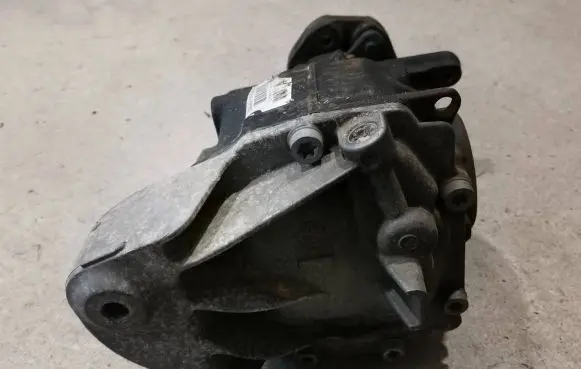 BMW 1 F20 F21 Rear differential 7599466