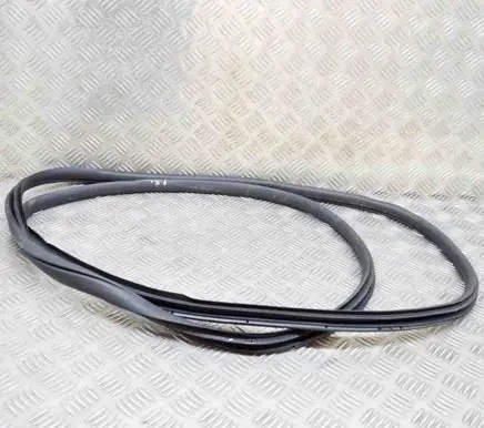 Honda CR-V Rubber seal front coupe door 72350TNYG01
