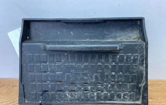 Ford Mustang VII Glove box pad PR3BC237B56PINYA PR3BC237B56