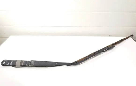 Iveco Daily 5th gen Front wiper blade arm 80005697