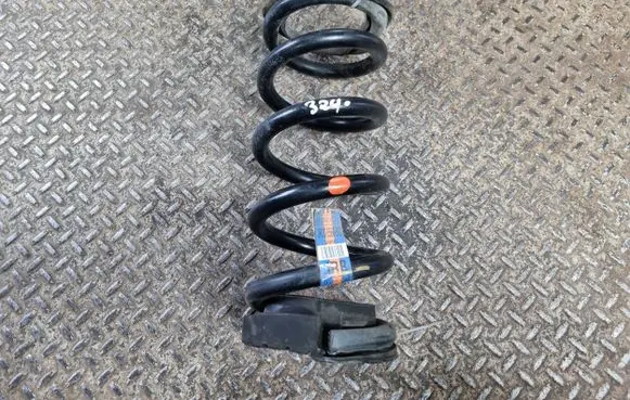 Ford Mustang VI Rear coil spring JR3C5560BC