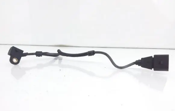 Volkswagen Golf IV Camshaft position sensor 045906433