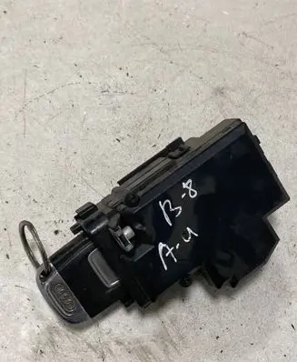 Audi A4 S4 B8 8K Ignition lock 8K0909131B 3330 202523