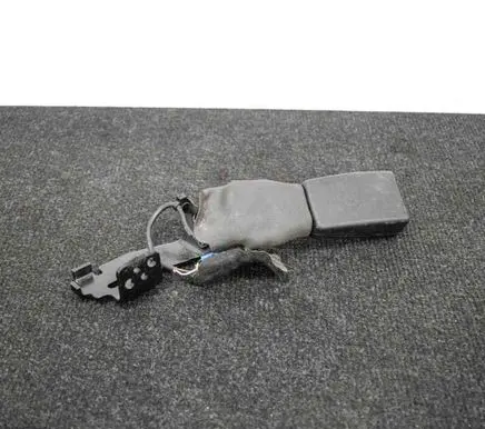 Mercedes-Benz E W213 Middle seatbelt buckle (rear) 632381700E