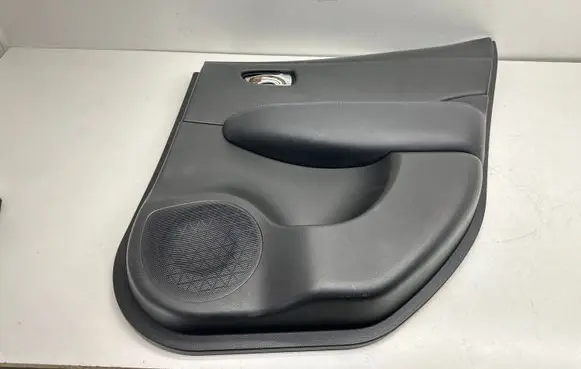 Nissan Leaf II (ZE1) Rear door card panel trim 829103NL0A