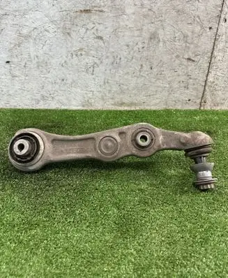 Mercedes-Benz C AMG W205 Front lower control arm/wishbone 20514RE A20514RE