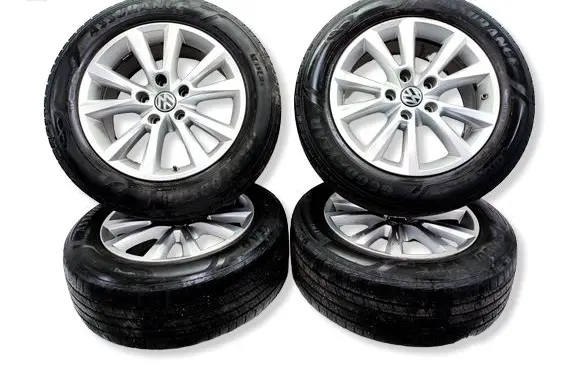 Volkswagen Touareg II R18 alloy rim 7P6601025C