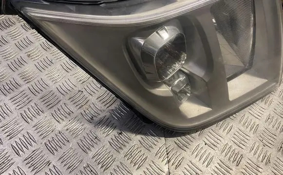 Ford Transit Headlight/headlamp 6c1113w030