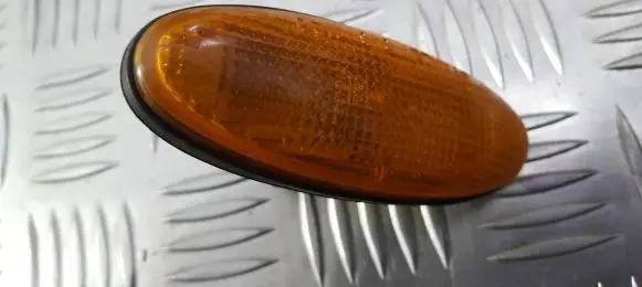 Mazda Xedos 6 Front fender indicator light 0464120 046-4120