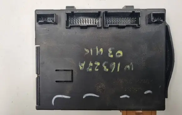 Mercedes-Benz ML W163 Comfort/convenience module A1635459032 1635459032