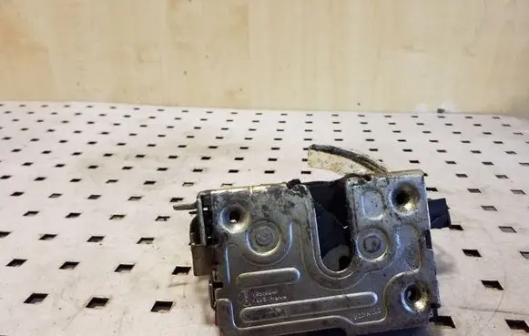 Renault Espace III Front door lock
