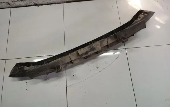 Citroen Xsara Picasso Front bumper cross member