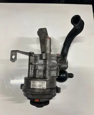 BMW 7 E65 E66 Power steering pump 6768938023
