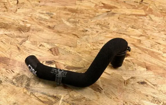 Audi e-tron Engine coolant pipe/hose 4KE145930F