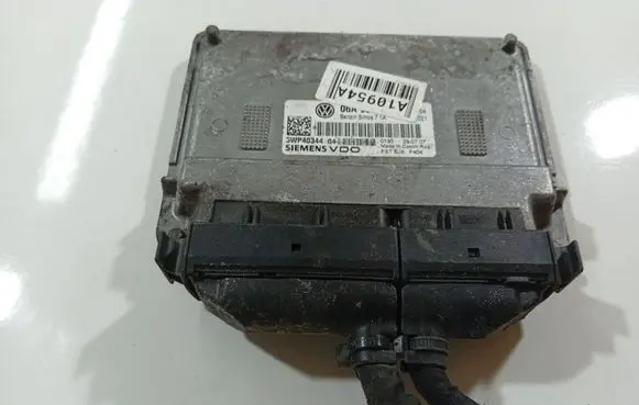 Audi A3 S3 8P Engine control unit/module 06A906033GQ