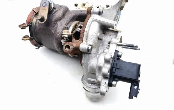 Renault Captur II Turbo 1631970025 AH6090240000375 08206RHMLGT5886R