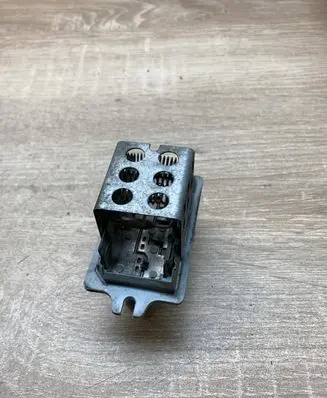 Renault Scenic I Heater blower motor/fan resistor 651920N