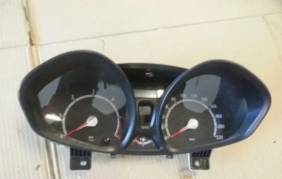 Ford Fiesta Speedometer (instrument cluster)