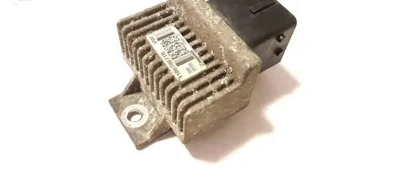 Nissan Qashqai Glow plug pre-heat relay 110678071R