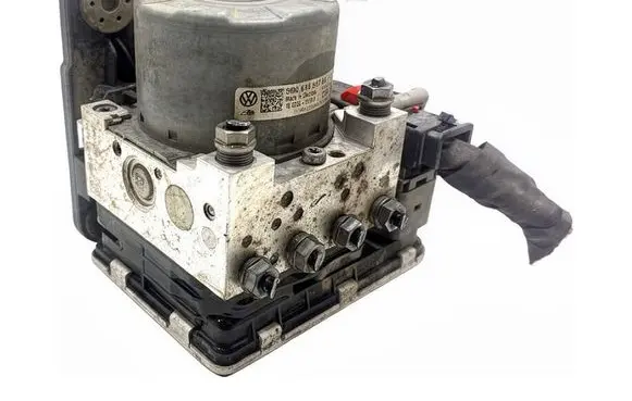 Seat Leon (5F) ABS Pump 5Q0614517ES
