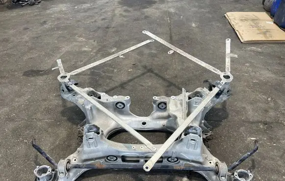 Porsche Panamera (971) Rear subframe 971599031 971511025D 971511418