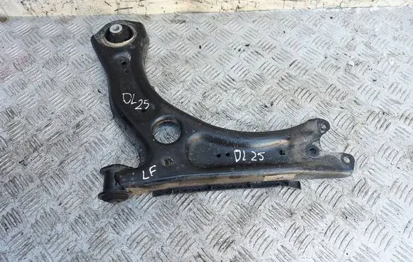 Audi A1 Front lower control arm/wishbone 