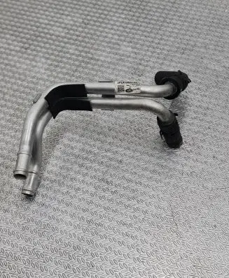 Land Rover Range Rover Sport L494 Engine coolant pipe/hose JPLA19G01AB D31RA 05072018