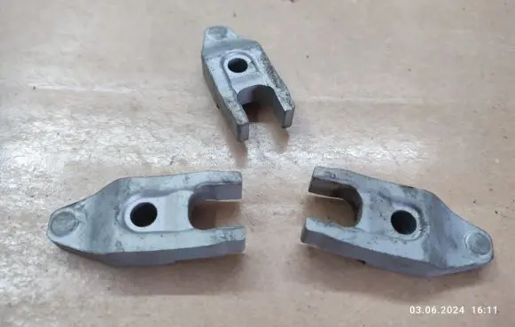 Opel Mokka X Fuel Injector clamp holder