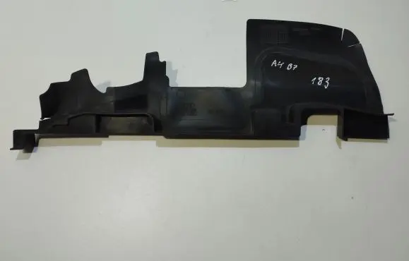 Audi A4 S4 B7 8E 8H Intercooler air guide/duct channel 8E0121284J