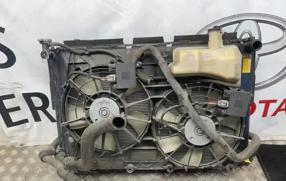 Lexus RX 330 - 350 - 400H Radiator set 4227502740 1220700675