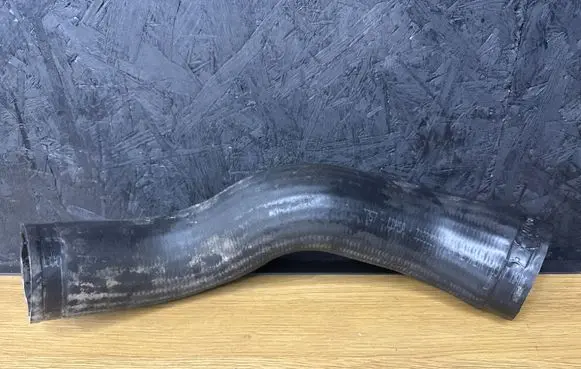Volvo S80 Intercooler hose/pipe 30680217