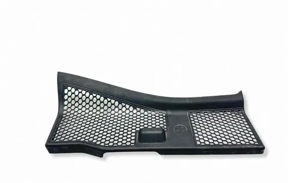 Audi A4 S4 B8 8K Wiper trim 8T1863051