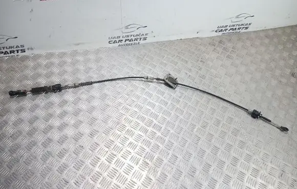Mitsubishi Outlander Gear shift cable linkage