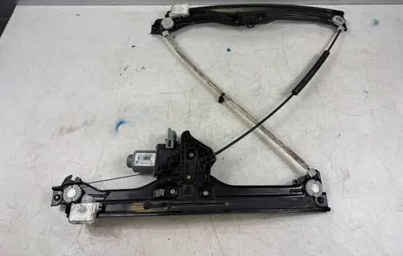 Citroen DS5 Front door electric window regulator 9802581980