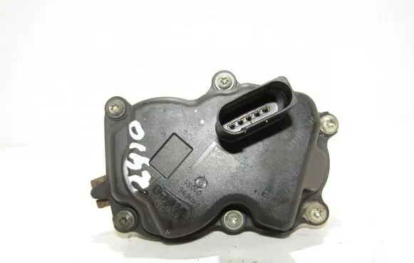 Skoda Yeti (5L) Electric throttle body valve 04L131501D