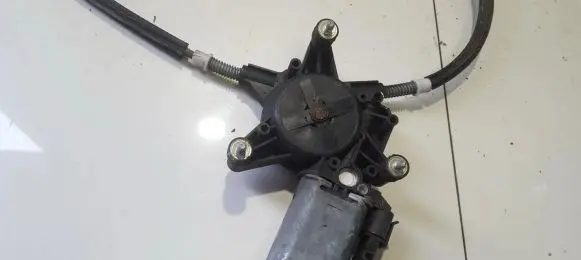 Renault Megane I Front door window regulator motor 400326a