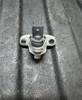 Volvo V60 Crankshaft position sensor 31441271
