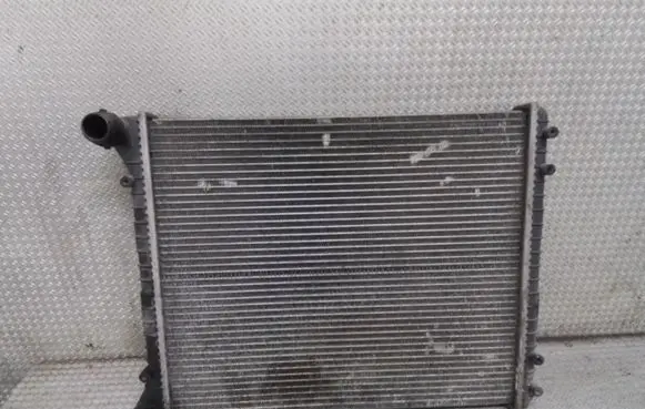 Audi A2 Coolant radiator 8Z0121251D