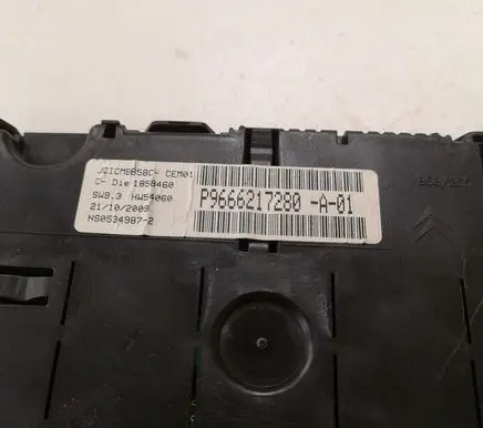 Citroen C4 I Picasso Speedometer (instrument cluster) 9666217280