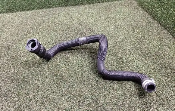 Renault Master III Engine coolant pipe/hose 210479148R