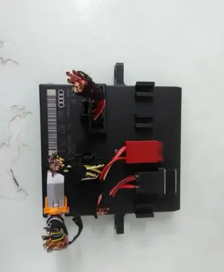 Audi A4 S4 B7 8E 8H Comfort/convenience module 8E0907279L