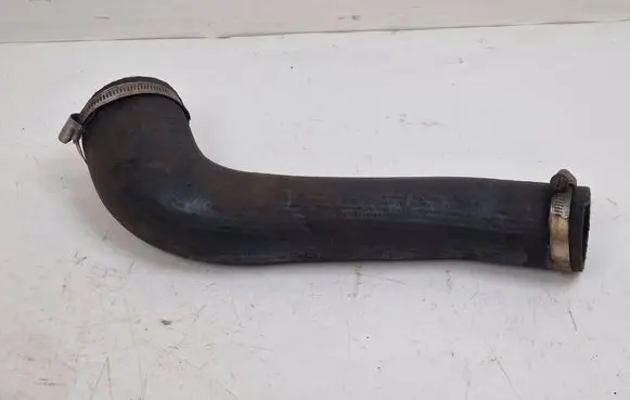 Land Rover Freelander 2 - LR2 Intercooler hose/pipe