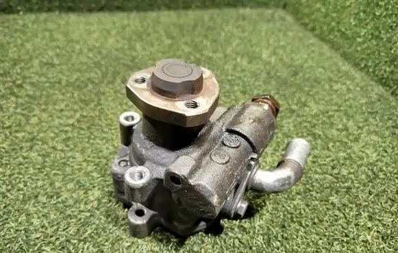 Volkswagen Crafter Power steering pump 2E0422145B