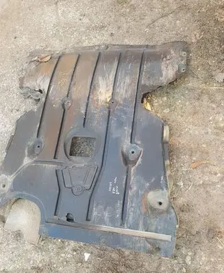 BMW 1 E81 E87 Engine splash shield/under tray