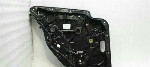 Mercedes-Benz C W205 Rear door manual window regulator A2057307904