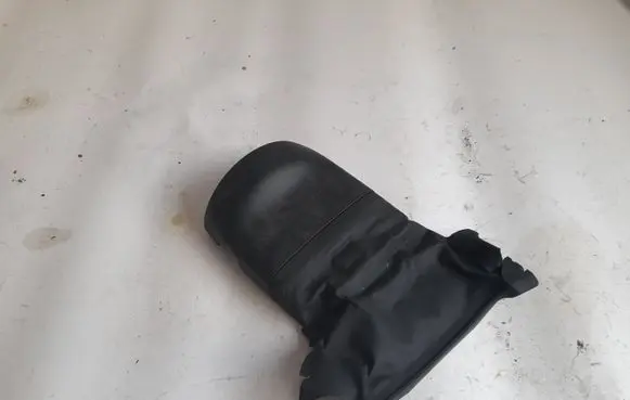 Steering wheel column trim