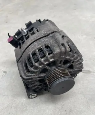 BMW 4 F36 Gran coupe Generator/alternator 8570675 135221A FGA23S068