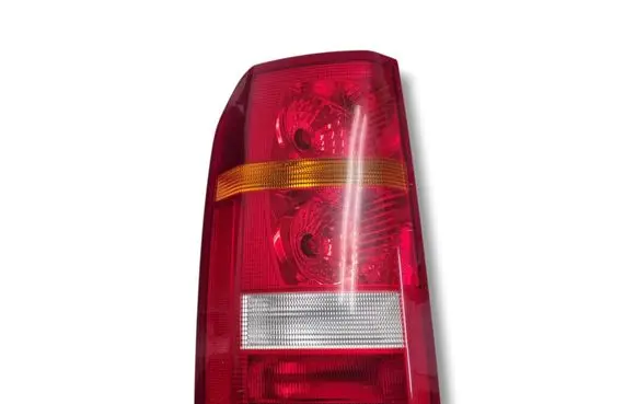 Land Rover Discovery 3 - LR3 Rear/tail lights 5H2213405CA XFB000573